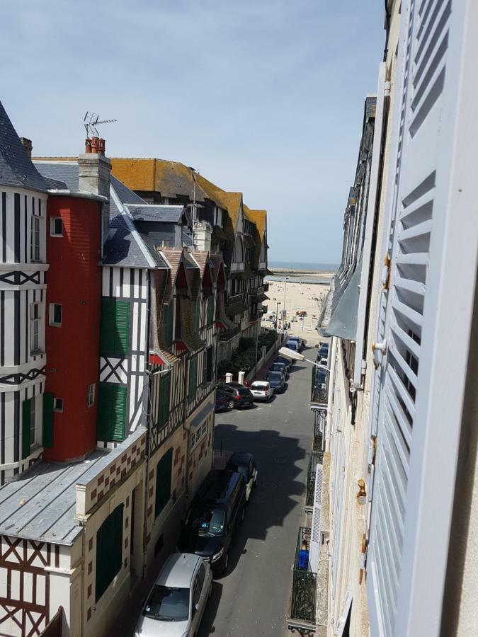 Duplex 50 M2 Au Pied Des Planches Apartment Trouville-sur-Mer Bagian luar foto